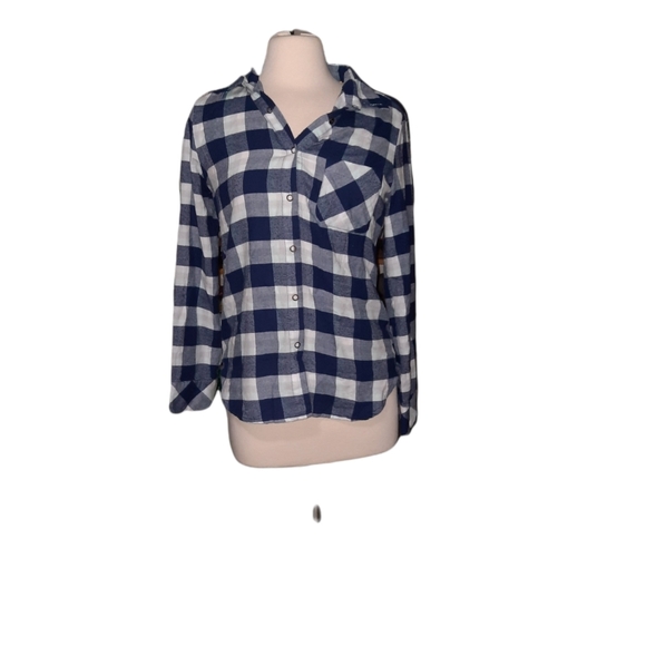 Make & Model S Button Down Plaid Shirt Woman Roll Tab Sleeve Flannel. Di… - Picture 1 of 5